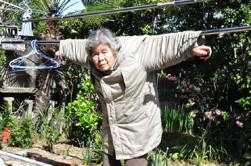 Japanese Grandma Can't Stop Taking Hilarious Self-Portraits