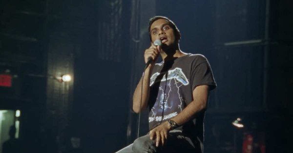 Aziz Ansari performing